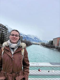 Emily Radford Headshot 